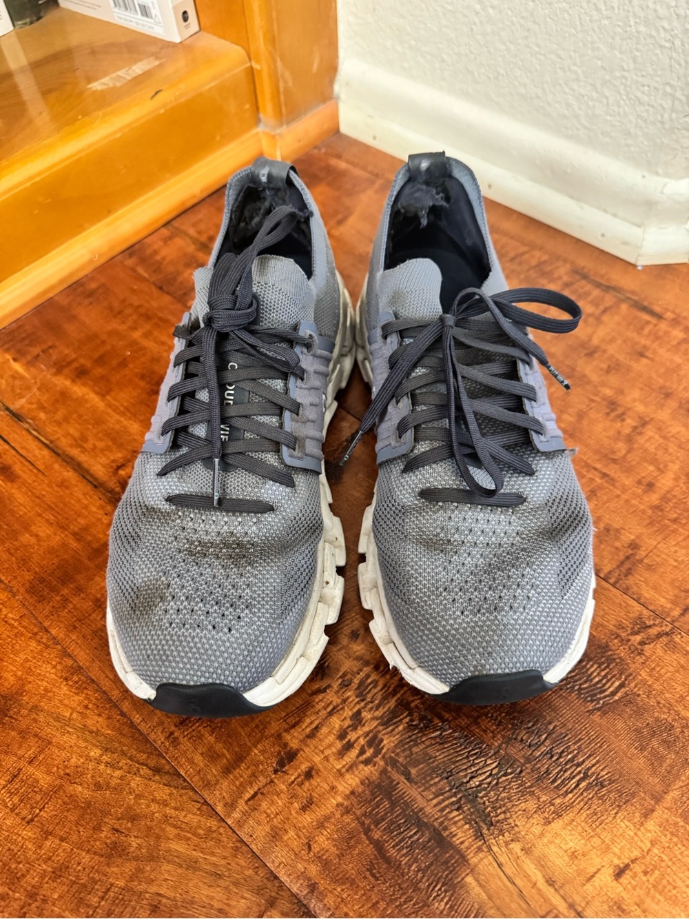 On Cloud Women's Running Shoes in Metal - Picture 3 of 10